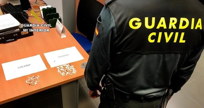 Huelva.- Sucesos.- Detenido en Bollullos por tráfico de drogas con 78 dosis de d