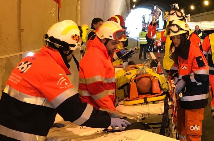 Los equipos de urgencias y emergencias de la Junta atienden 116 accidentes de tr