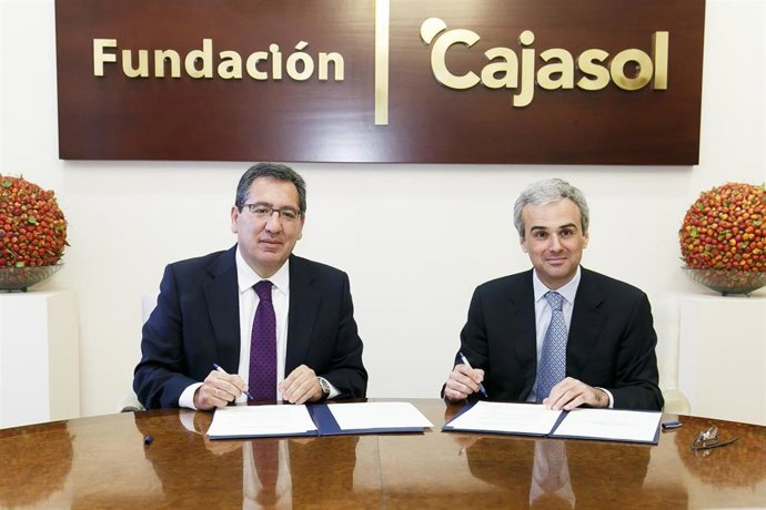 Cajasol.- La Fundación Cajasol y la Fundación José Manuel Lara renuevan su acuer