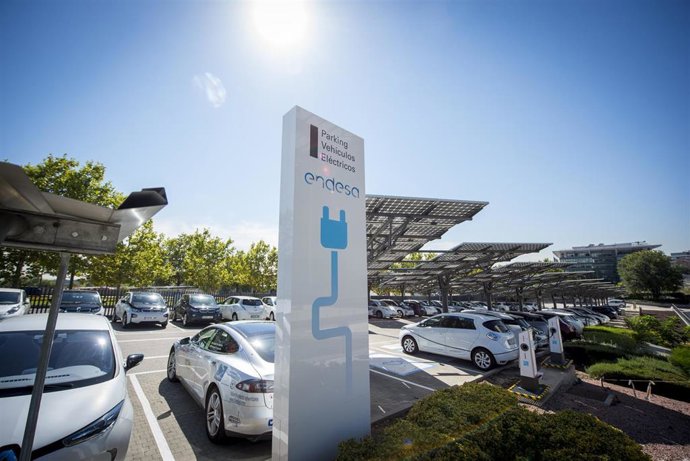El 12% de la plantilla de Endesa en Baleares utiliza vehículo eléctrico en sus d