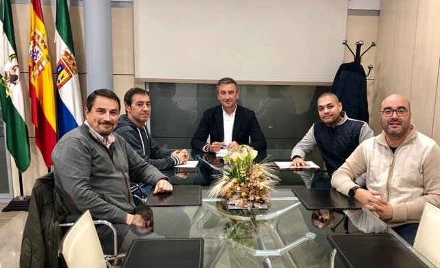 Sevilla.-Supera.-Salteras prevé 260.554 euros para climatizar colegios y energía