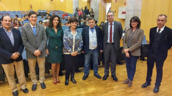 El consejero de Salud, Manuel Villegas, inaugura el XVIII Curso sobre el Estado 