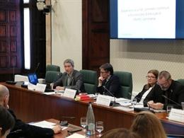 Educación prorroga un año el plan piloto de jornada continua en Primaria