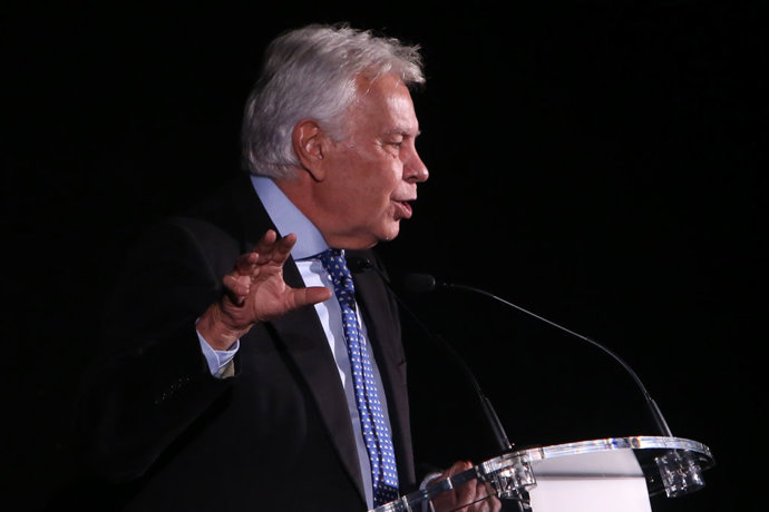 Homenaje a la exministra Carmen Alborch