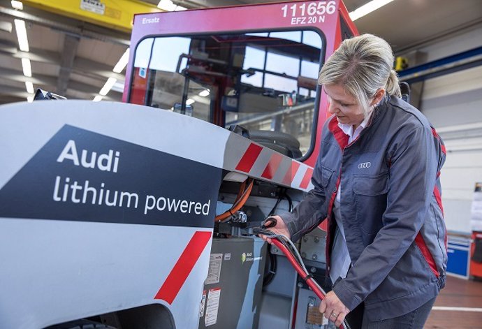 Economía/Motor.- Audi instala baterías usadas de iones de litio en sus vehículos