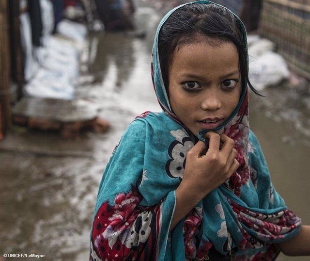 niña refugiada rohingya @unicef
