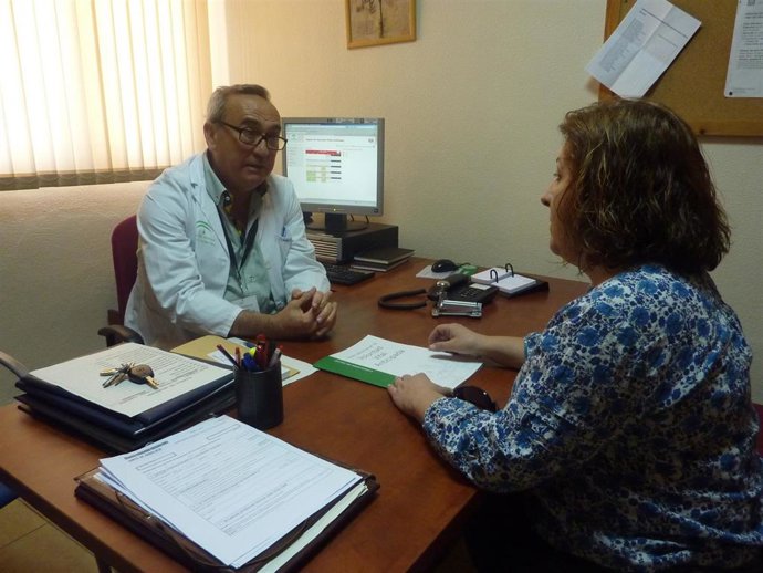 Más de 40.200 personas han registrado su testamento vital en Andalucía desde 200