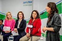 PP-A pide "quitarse la bandera de la igualdad" a los que "meten a las mujeres en la contienda política"