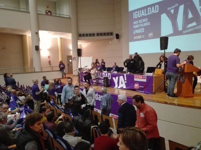 8M.- CCOO Y UGT Reclaman Modificar La Reforma Laboral De Rajoy Y Llaman Al Paro 