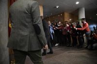 Cifuentes rechazó que el Grupo Parlamentario Popular le acompañara a declarar hoy a la comisión de universidades