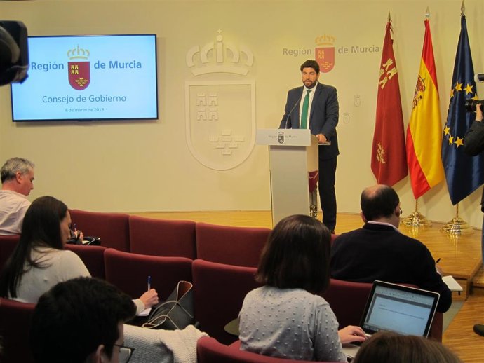 8M.- López Miras Confirma Que Una Representación Del Gobierno Regional Participa