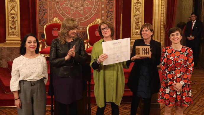 La Asociación Colectivo Alaiz recibe el Premio Berdinna 2019 a la igualdad entre