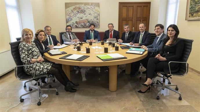 Consejo.- El Gobierno regional aprueba la nueva carrera profesional en el SMS