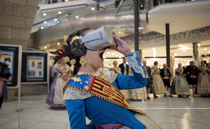 Fallas.- la primera falla virtual con realidad aumentada "canta, se mueve e incl