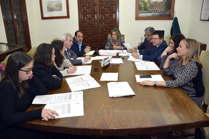 El equipo de Gobierno de Toledo se persona en el recurso contencioso-administrat