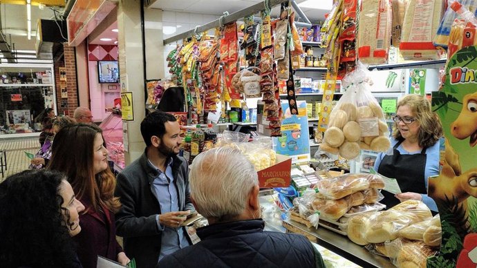 Sevilla.-26M.-Adelante Sevilla se compromete a revitalizar los mercados y acabar