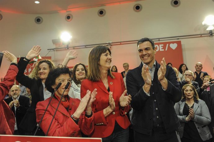 Pedro Sánchez en un acto de los socialistas en Vitoria