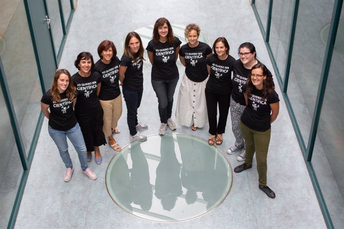 Las profesoras e intérpretes de la obra 'Yo quiero ser científica'