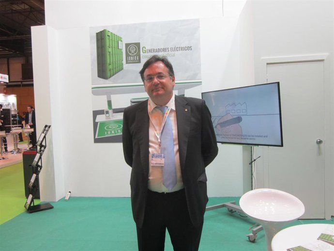 Las electrolineras y el módulo iónico reducido de Central Eléctrica Iónica, el i