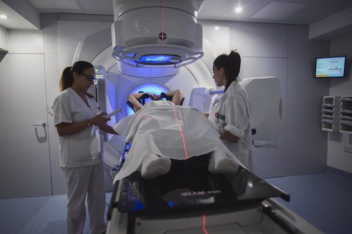 Granada.- Aplican una técnica de radioterapia de alta precisión para erradicar a