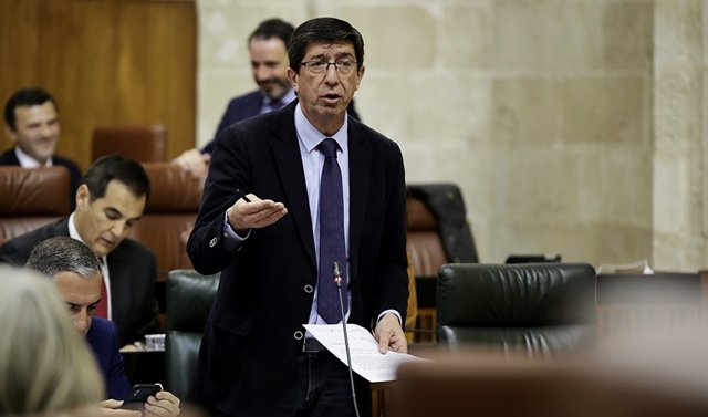 Marín firmará el próximo miércoles el acuerdo para implantar el papel cero en la