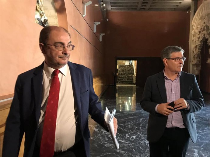 AMP.-Pleno.-Lambán apuesta por actuar "sin matices" contra los "personajes inmun