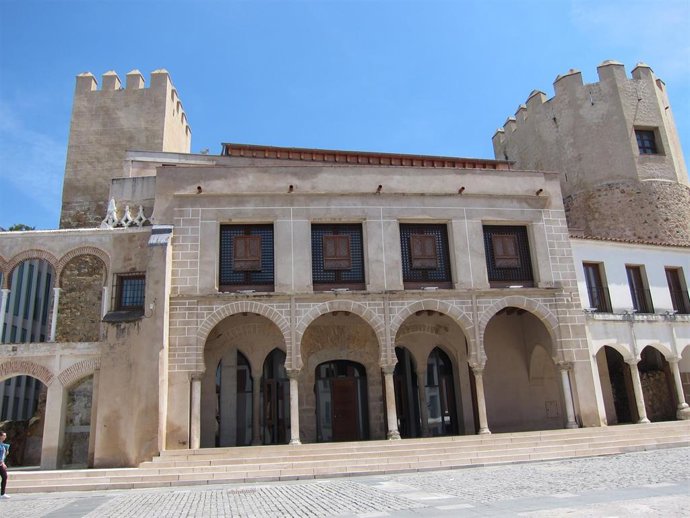 [Grupoextremadura] Nota Ayto. La Foto Es Mía De Recurso