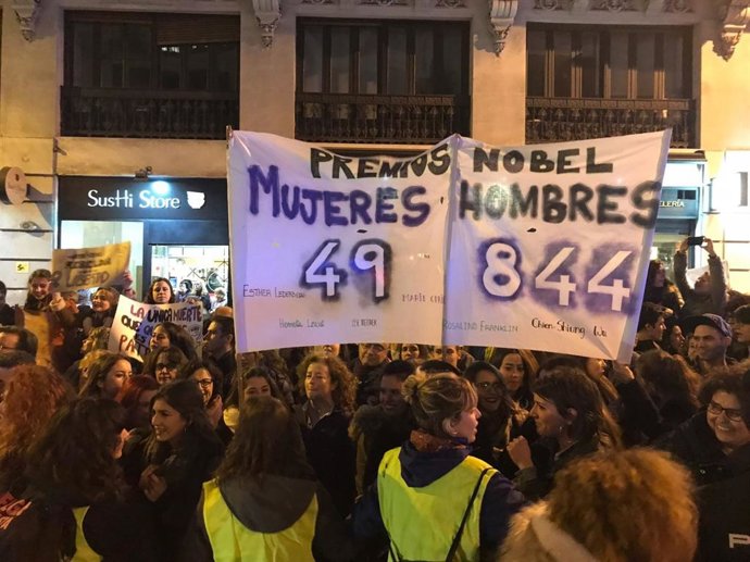 Premios Nobel Manifestación 8M