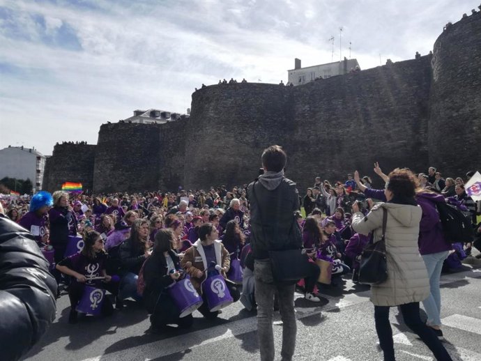 Cerca de 10.000 personas se manifiestan en Lugo convocadas por Galegas 8M para r