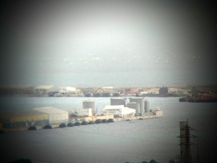 Cádiz.- Ecologistas alertan de la llegada a Gibraltar del submarino 'HMS Ambuch'