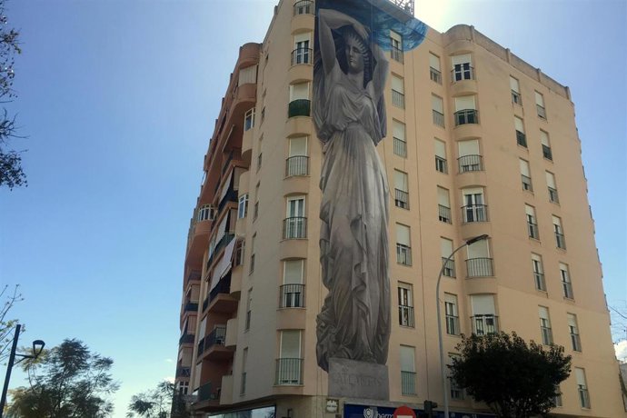 Málaga.- El Ayuntamiento de Estepona homenajea a la mujer en la nueva obra que s