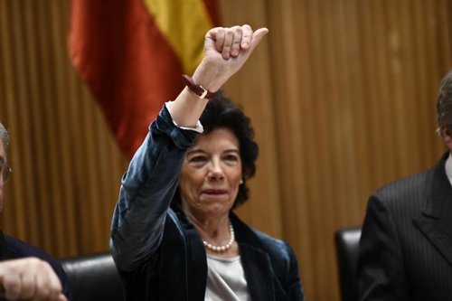 Comparecencia de la ministra de Educación y Formación Profesional, Isabel Celaá 