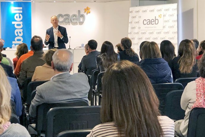 CAEB i Banc Santander ofereixen una conferncia de l'emprenedor Albert Bosch sob