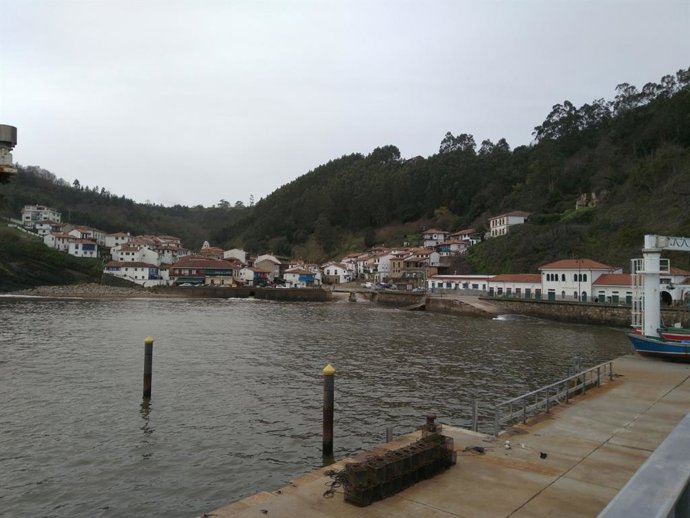 Tazones, pesca, pescar, barco, pescador, puerto, mar cantábrico, turismo rural