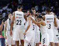 Llull mejora la autoestima del Real Madrid