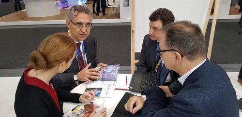 Turismo.- El aeropuerto de Castellón presenta ante aerolìneas y turoperadores el