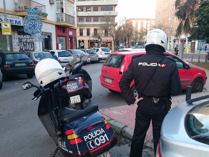 [Sevilla] Np La Policía Nacional Ha Detenido Al Autor De Un Robo Con Fuerza En U