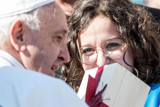 Pope leads general audience