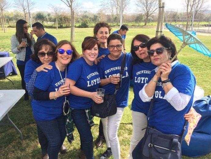 Loyola Andalucía celebra su 'Día Azul' de convivencia recordando a todas las muj