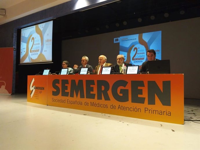 Aguirre asegura que "los cuidados paliativos llegarán a cada rincón de Andalucía