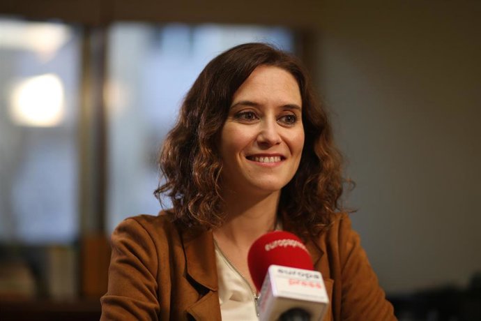Entrevista de Europa Press a la candidata del PP a la Presidencia de la Comunida