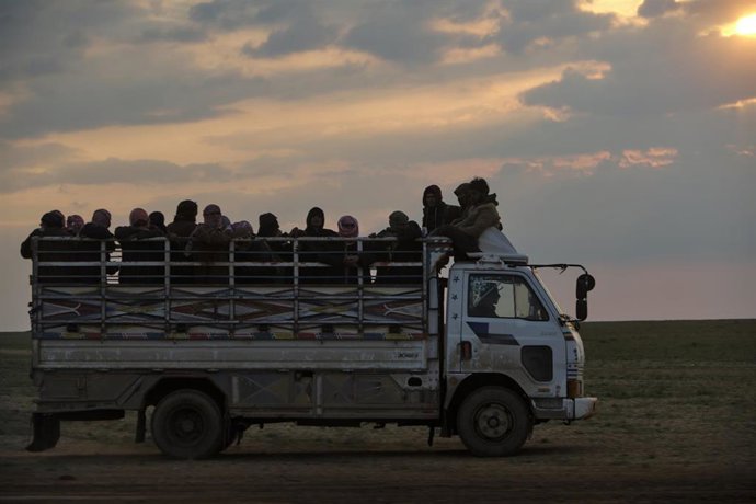 Siria.- Evacuadas 3.500 personas, entre ellas 500 yihadistas, del último enclave