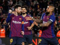 El Barça responde al Atleti a costa del Rayo