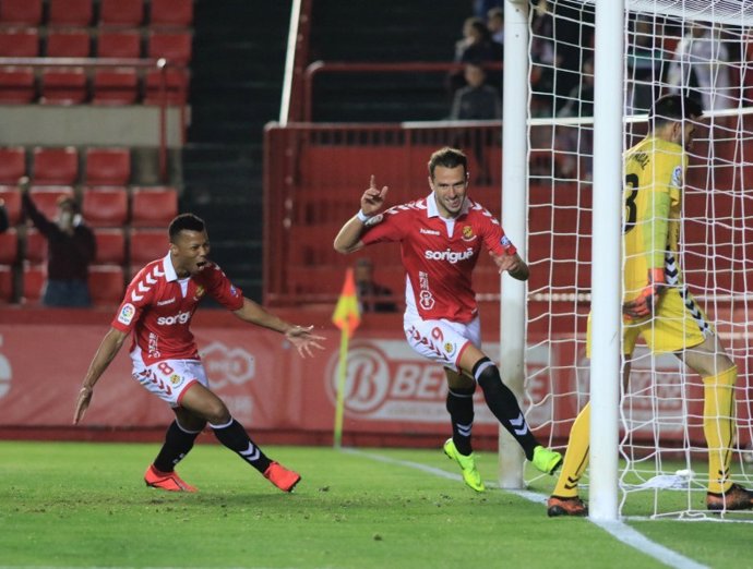 Fútbol/Liga 123.- (Crónica) El Nstic tumba al Albacete de penalti en el último 