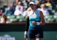 Muguruza avanza con el abandono de Serena Williams en Indian Wells