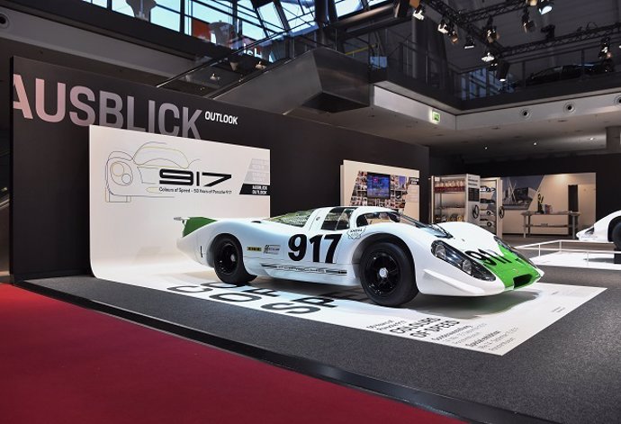 Economía/Motor.- Porsche restaura el 917 a su estado original con motivo de su 5