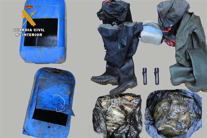 Rdo. Nota De Prensa Guardia Civil (Sorprendidos Dos Furtivos Pescando Cachones Y