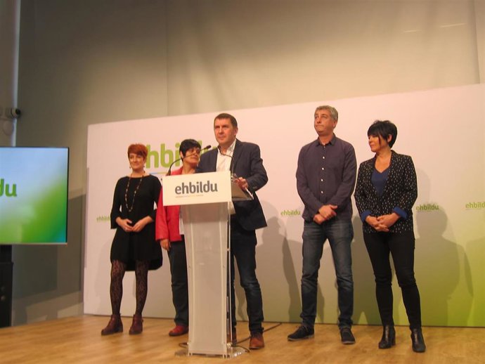 Otegi dice que no están en actos como el del 11 M porque no buscan aportar a la 