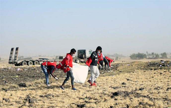 Etiopía.- Testigos aseguran que había humo, fuego y sacudidas en el avión de Eth