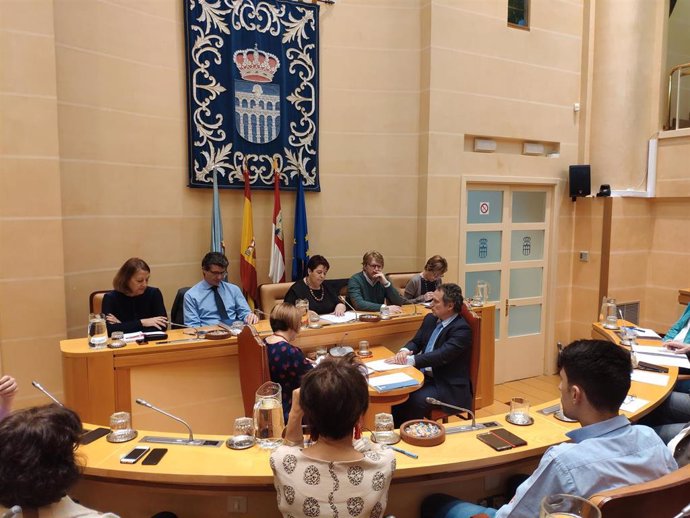 El Ayuntamiento de Segovia aprueba los presupuestos de 2019 gracias a la abstenc